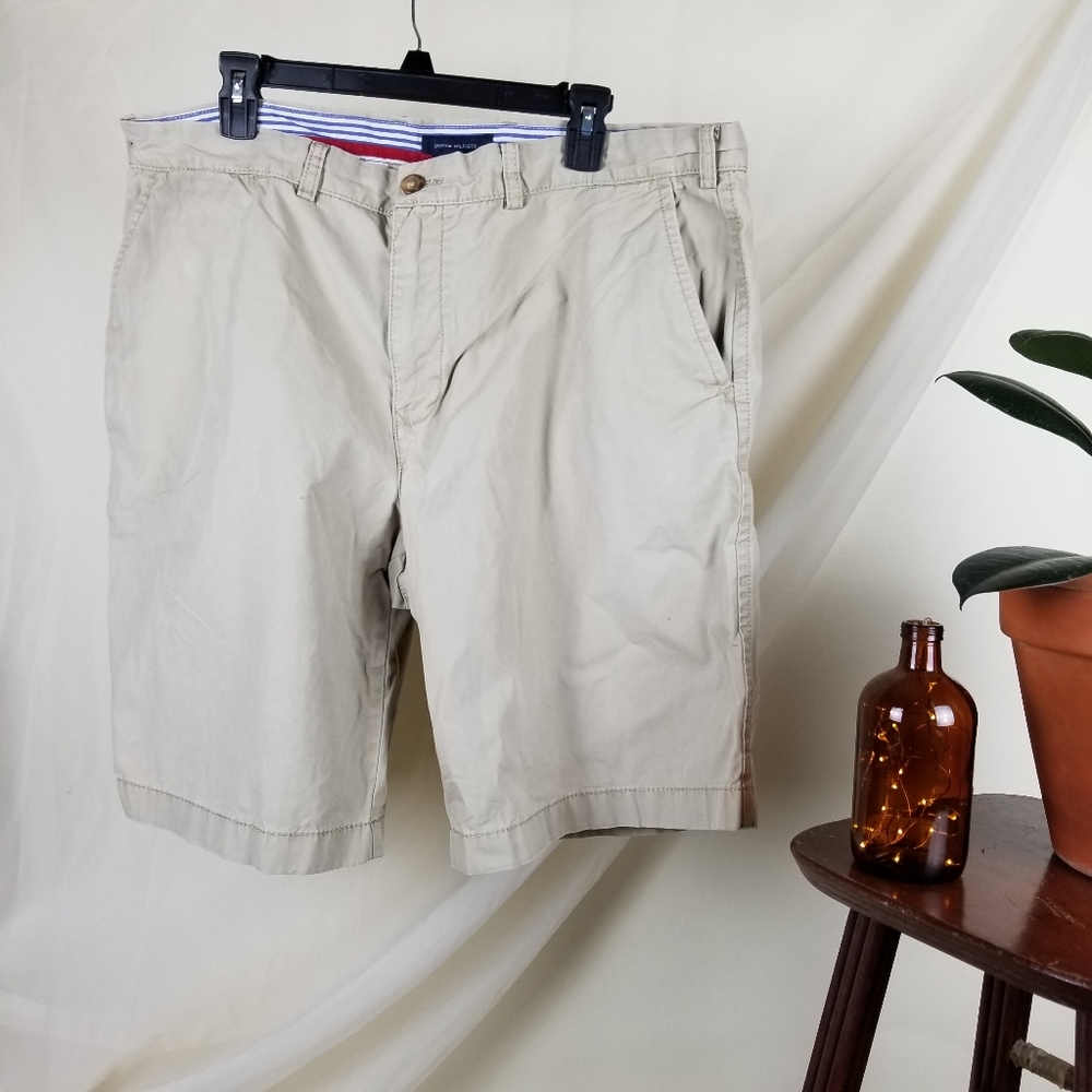 Tommy Hilfiger Khaki Cream Shorts